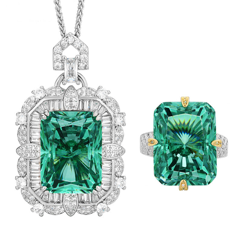 Luxury Emerald Green Crystal Necklace and Ring Jewelry Set