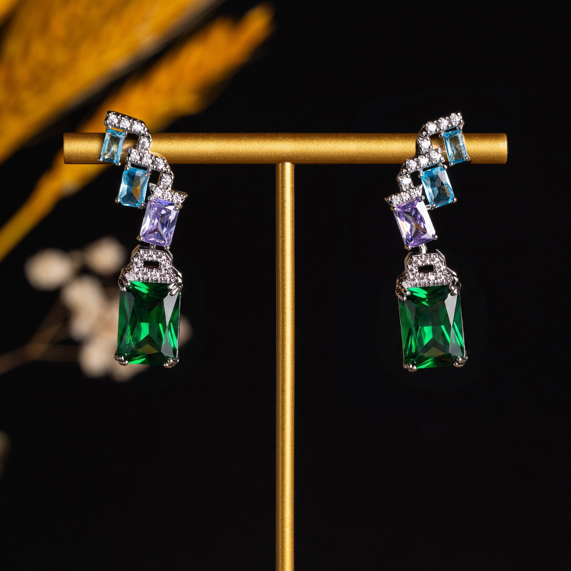 Elegant Emerald Green Gemstone Earrings – Luxury Multicolor Crystal Jewelry