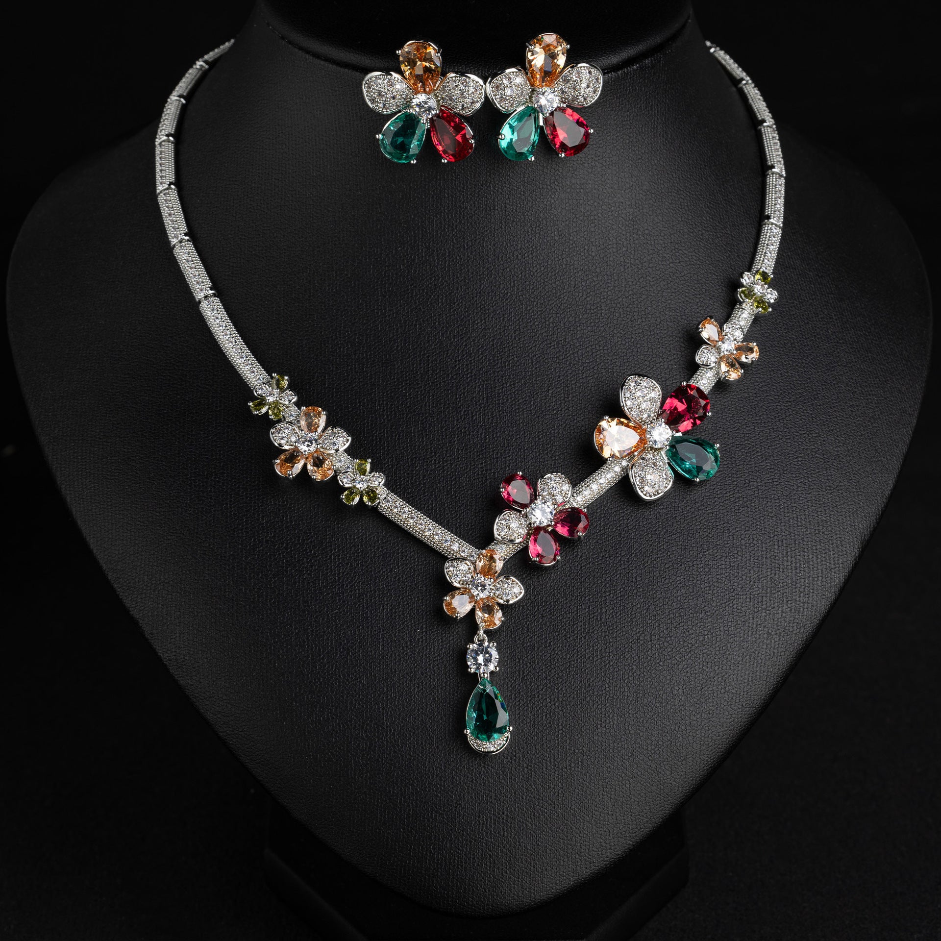 Elegant Multicolor Crystal Flower Necklace and Earrings Set – Luxury Jewelry for Women