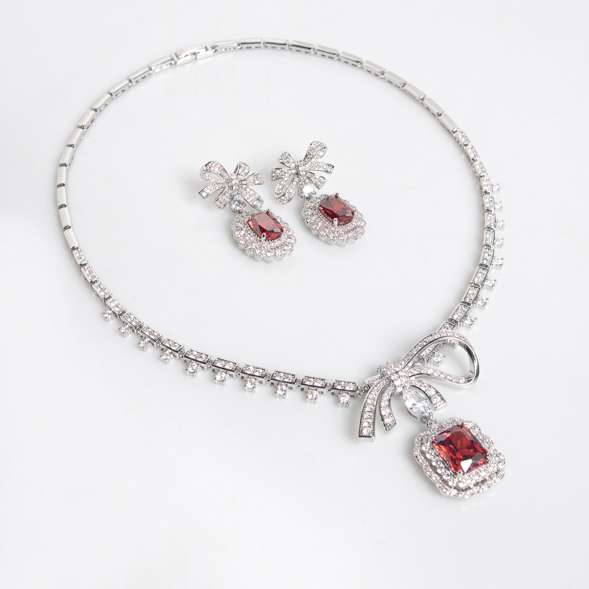 Ensemble Collier Boucles d'Oreilles Nœud Papillon Zircon Mode