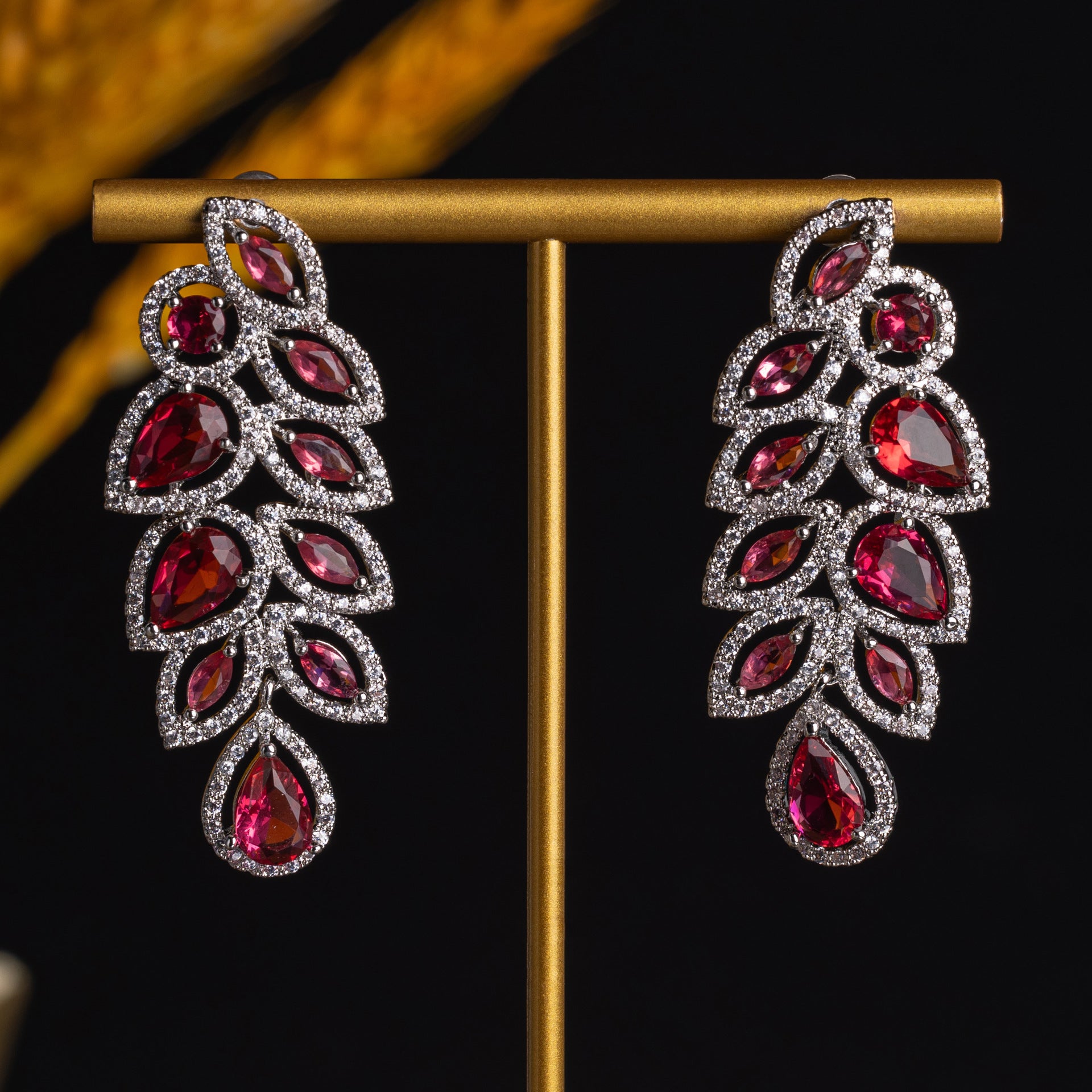 Luxury Emerald Green Crystal Drop Earrings – Elegant Statement Jewelry for Women