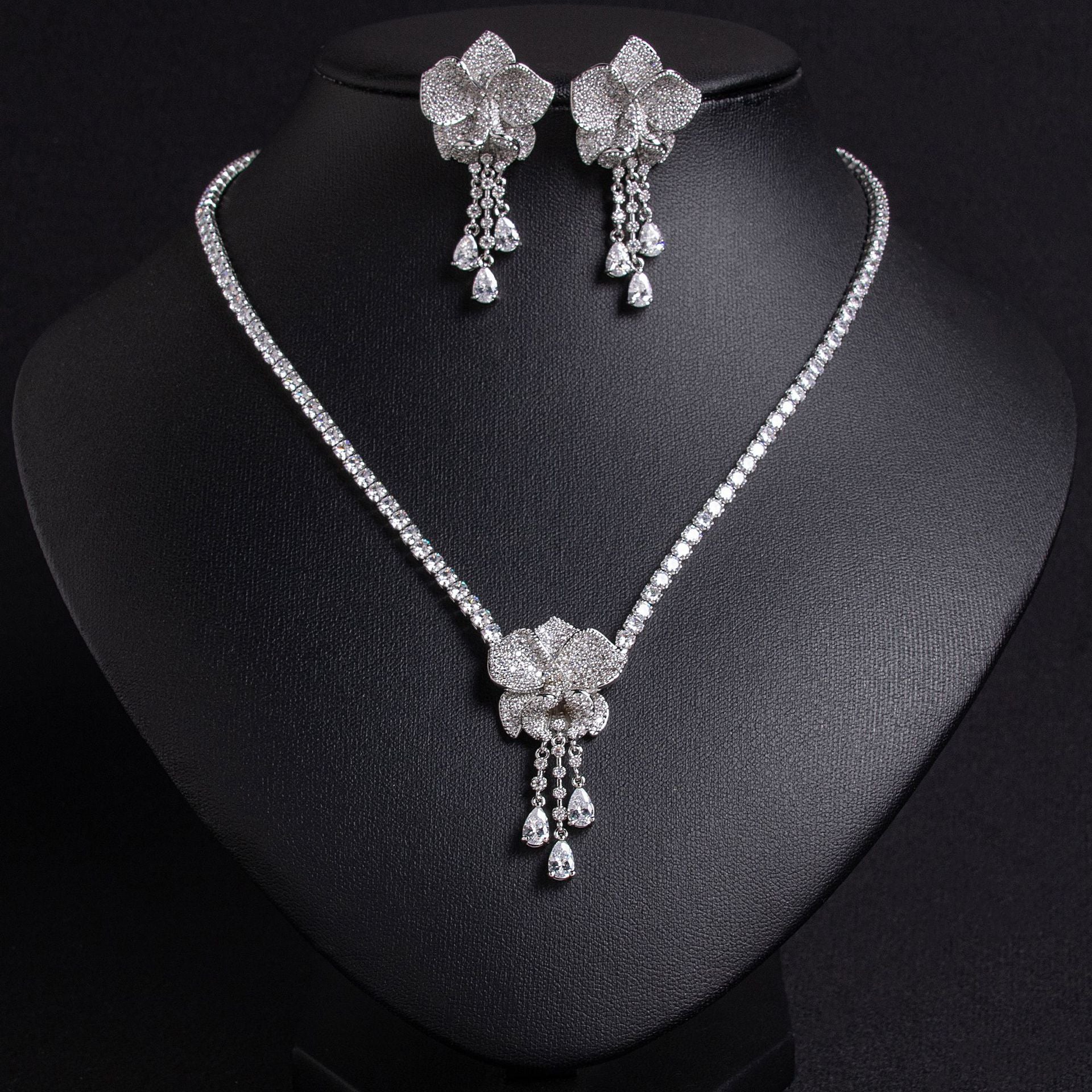 Luxury Silver Flower Ruby Drop Necklace Earrings Set – Elegant Jewelry for Women
