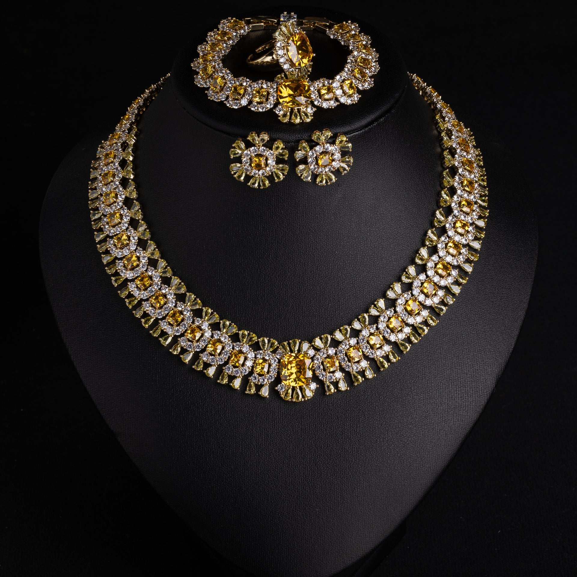 Luxury Royal Blue Sapphire Crystal Necklace Set with Diamond-Style Halo – Statement Jewelry for Women