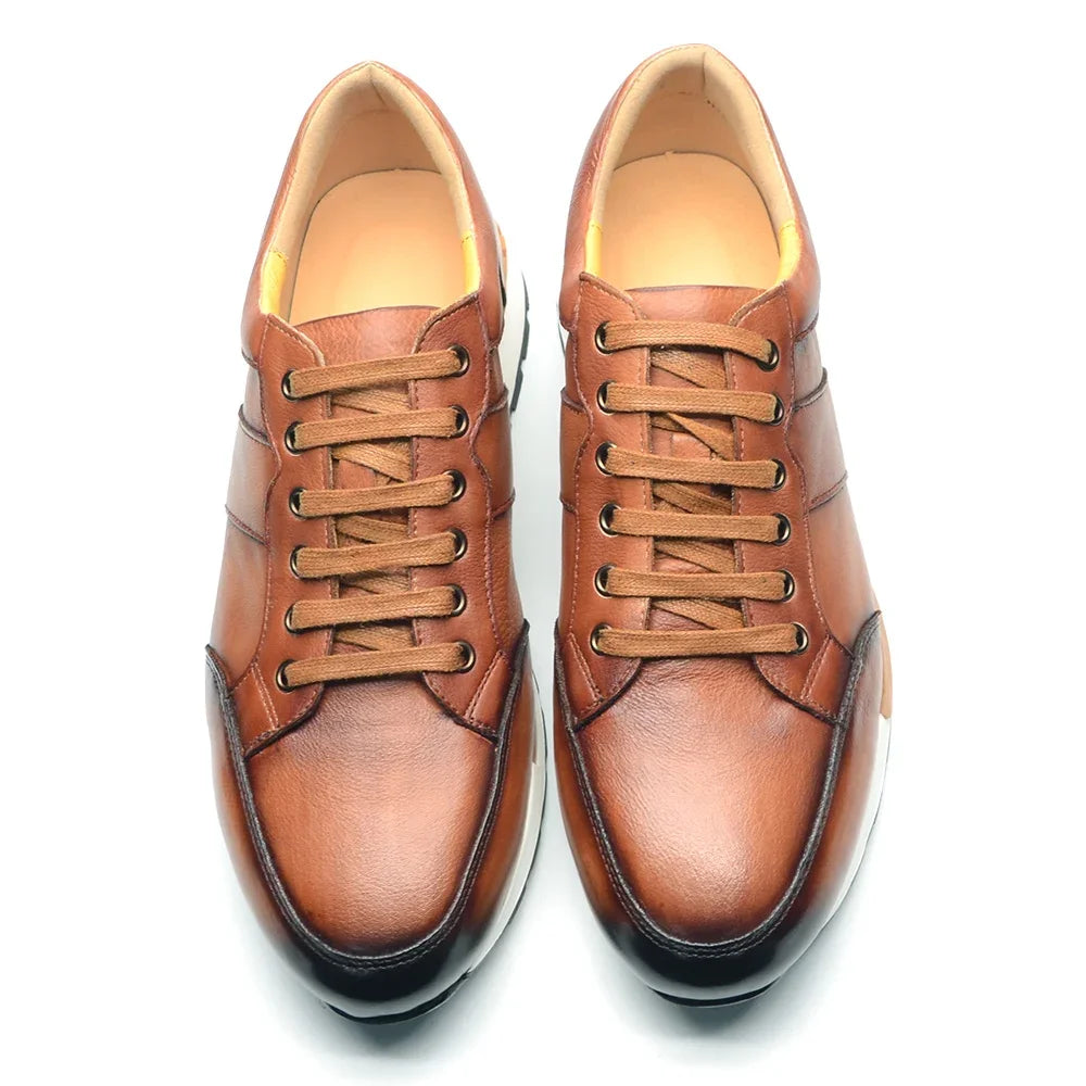 Sneakers casual in pelle marrone Scarpe da lavoro alla moda da uomo