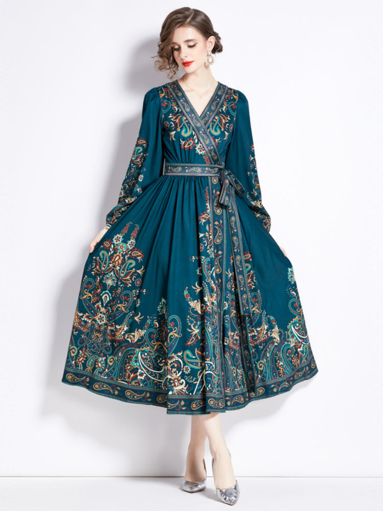 Democratic V-neck long-sleeved printed dress