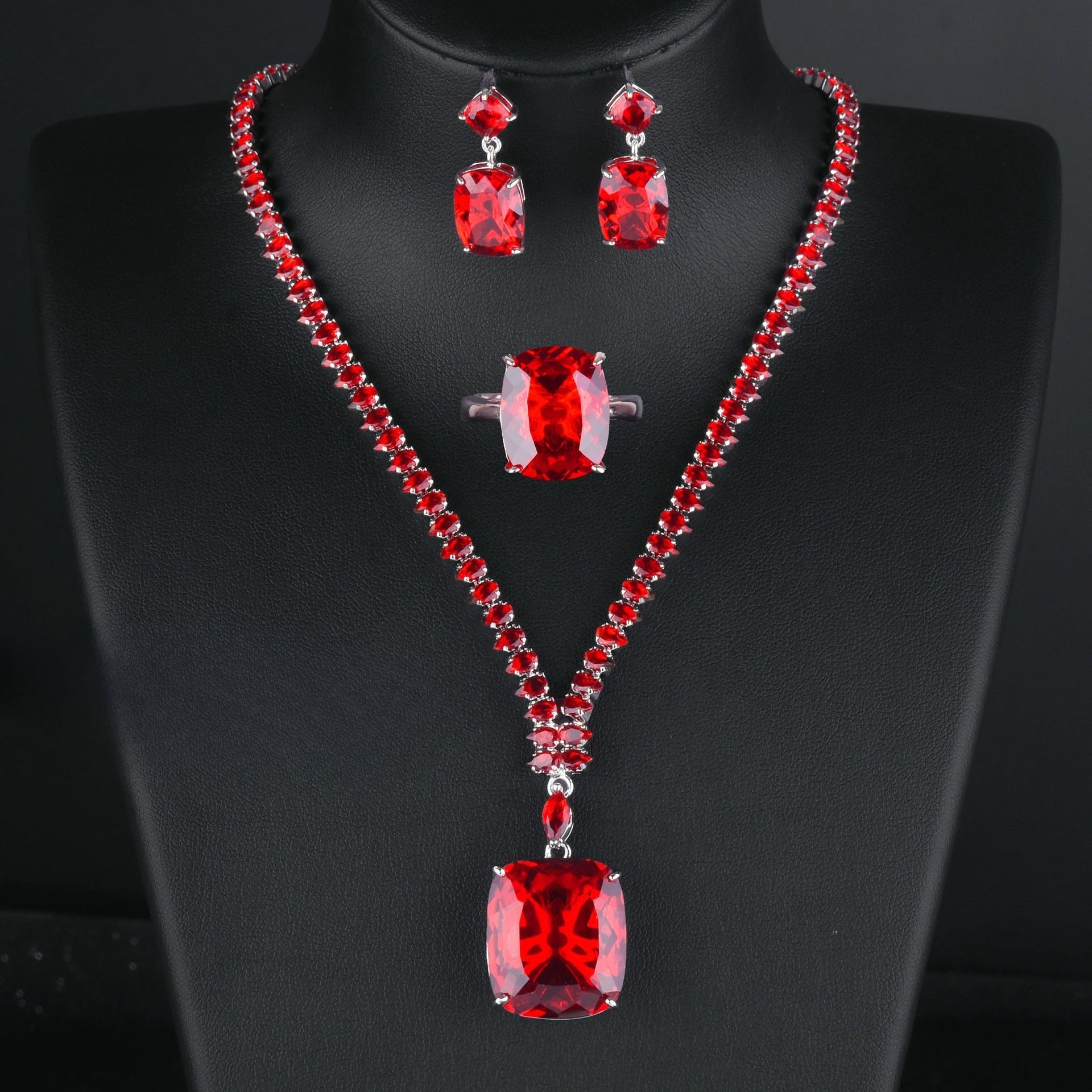 Fashion Sapphire Necklace 20 Carat Colored Treasure Set
