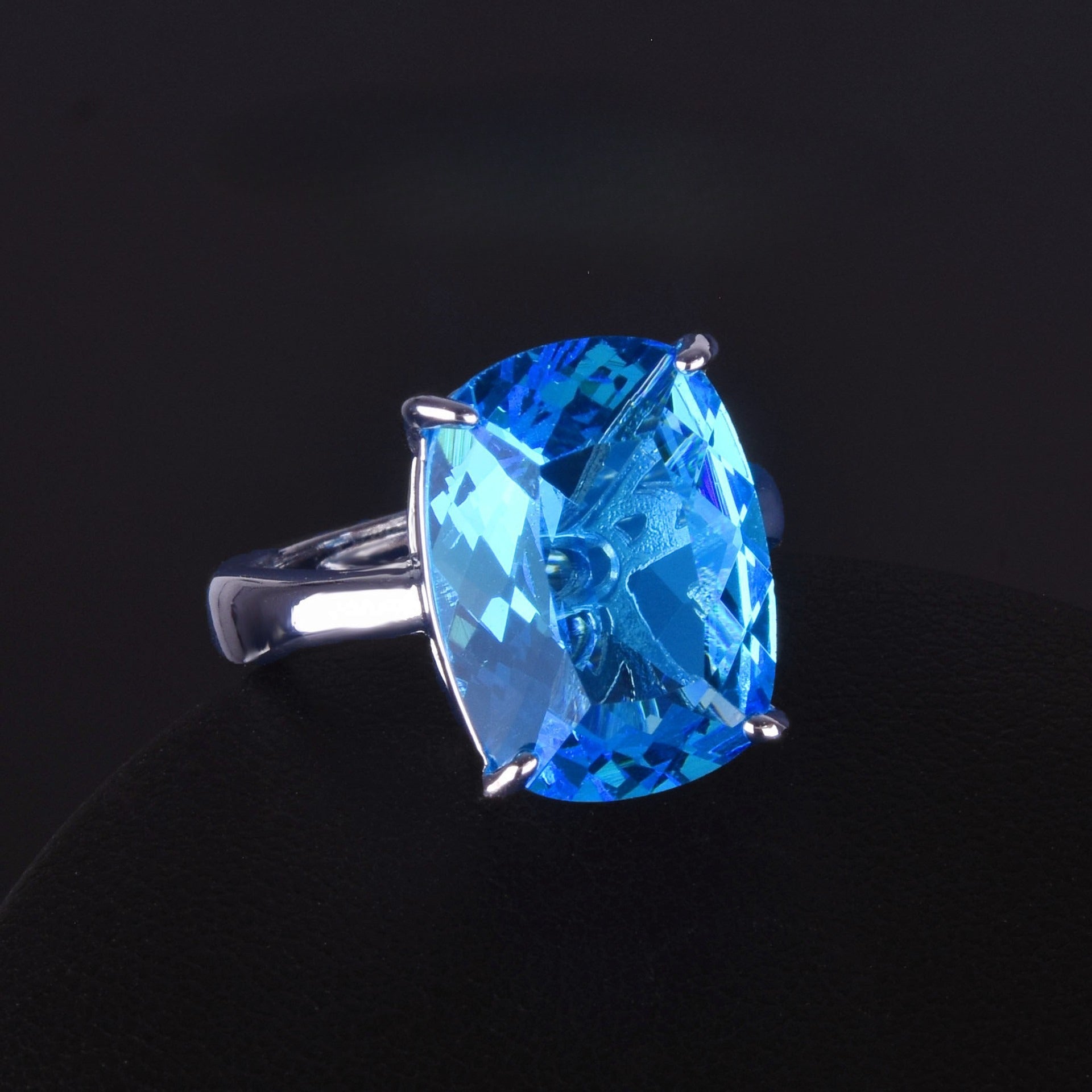 Fashion Sapphire Necklace 20 Carat Colored Treasure Set