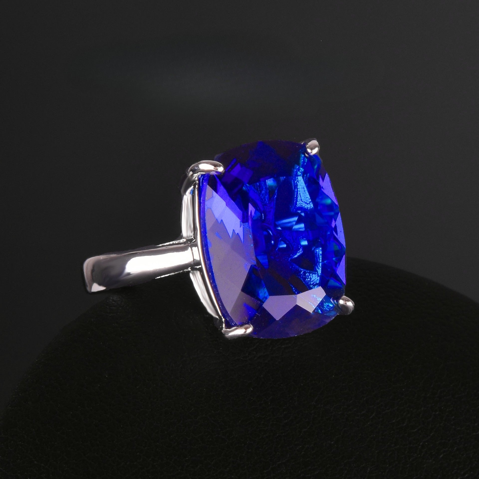 Fashion Sapphire Necklace 20 Carat Colored Treasure Set