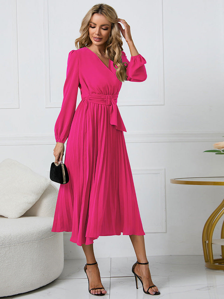 Stylish pleated V-neck long-sleeved dress